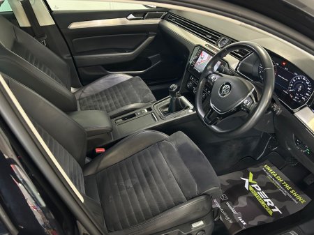 2019 Volkswagen Passat - photo 15