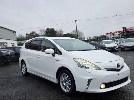 2013 Toyota Prius - photo 2