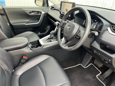 2024 Toyota RAV4 - photo 9