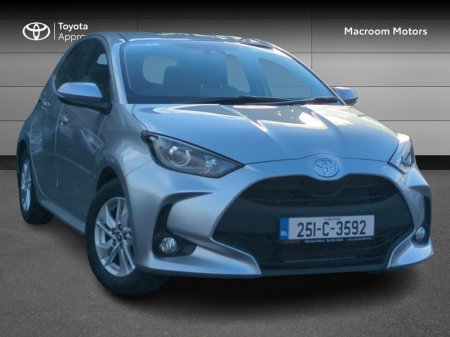 2025 Toyota Yaris YARIS MANUAL1.5 PETROL LUNA
