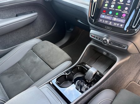 2023 Volvo XC40 - photo 29