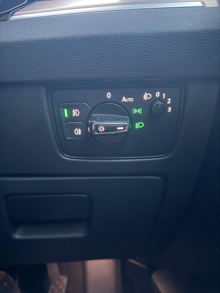 2017 Volkswagen Passat - photo 18