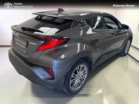 2022 Toyota C-HR - photo 2