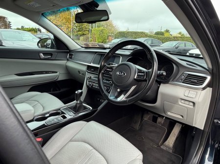 2020 Kia Optima - photo 11