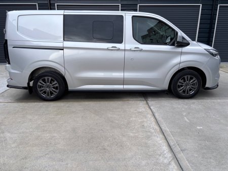 2025 Ford Transit Custom - photo 6
