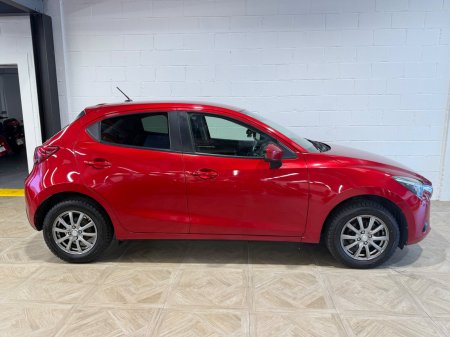 2015 Mazda Demio - photo 2