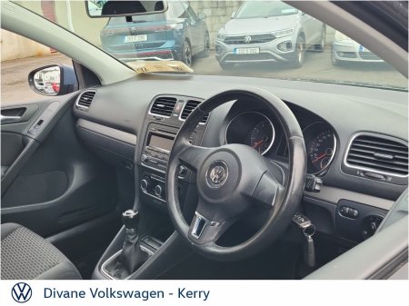 2011 Volkswagen Golf - photo 2