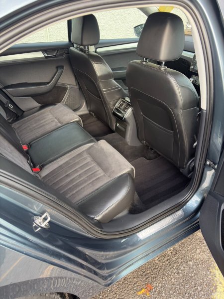 2018 Skoda Superb - photo 23
