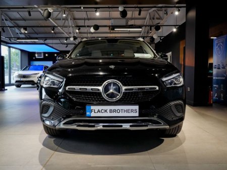 2022 Mercedes-Benz GLA - photo 2