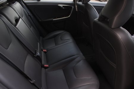 2018 Volvo V60 - photo 17