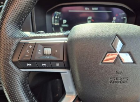 2023 Mitsubishi Outlander - photo 39