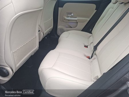 2025 Mercedes-Benz GLA - photo 13