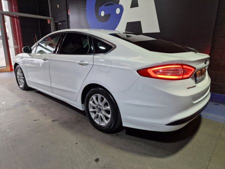 2017 Ford Mondeo - photo 6