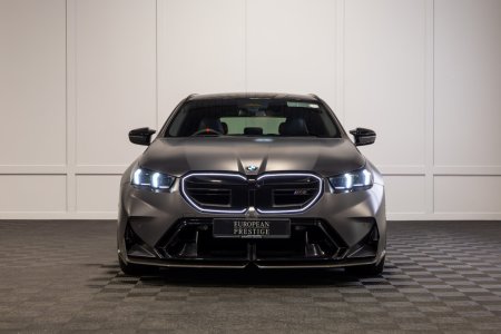 2025 BMW M5 - photo 2