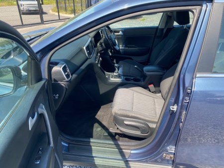 2020 Kia Sportage - photo 17
