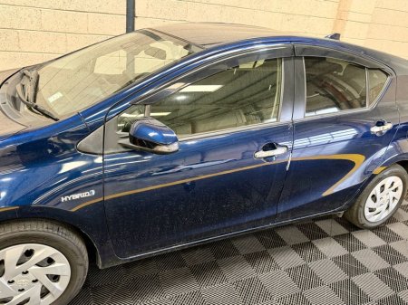 2019 Toyota Aqua - photo 16