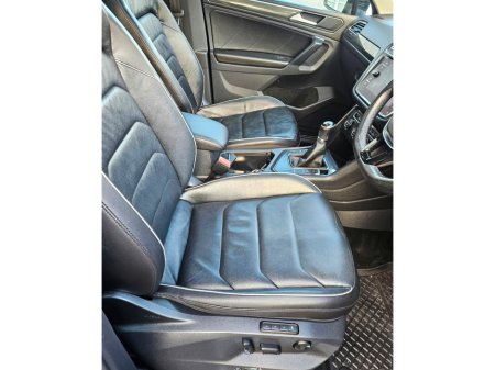 2020 Volkswagen Tiguan - photo 6