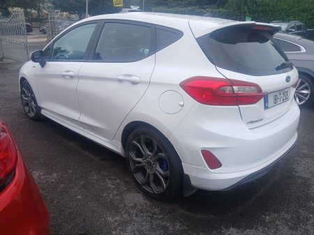2018 Ford Fiesta - photo 8