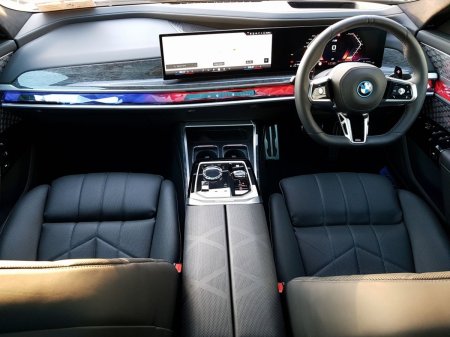 2026 BMW 7-Series - photo 4