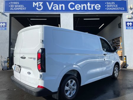 2025 Ford Transit - photo 5