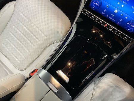 2025 Mercedes-Benz GLC - photo 18