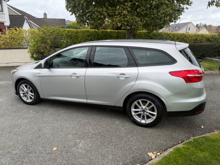 2017 Ford Focus - photo 3