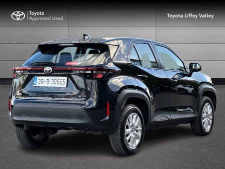 2026 Toyota Yaris Cross - photo 2