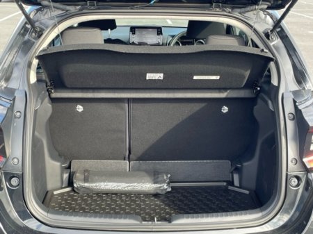 2023 Toyota Yaris - photo 11