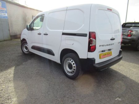 2026 Peugeot Partner - photo 2
