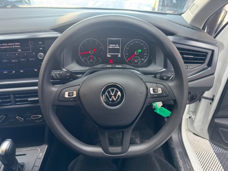 2021 Volkswagen Polo - photo 8