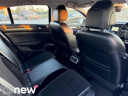 2020 Renault Megane - photo 23