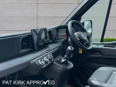 2026 Nissan Interstar - photo 17