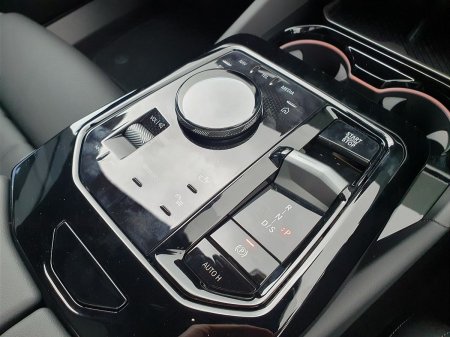 2026 BMW 5-Series - photo 10