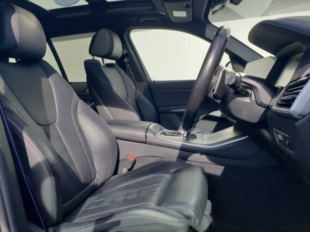 2021 BMW X5 - photo 12