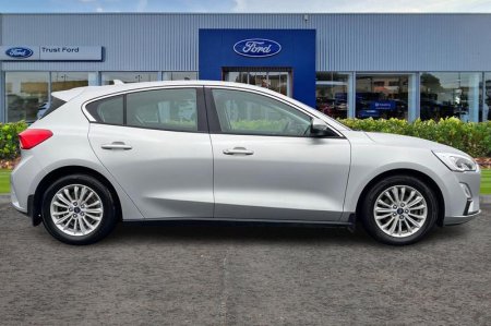 2018 Ford Focus - photo 3
