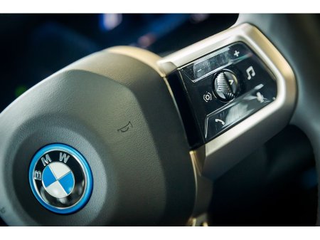 2025 BMW i5 - photo 37