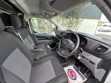 2023 Opel Vivaro - photo 12