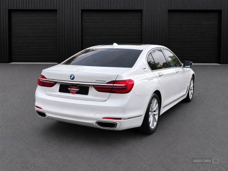 2017 BMW 7-Series - photo 4