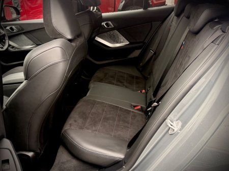 2025 BMW 1-Series - photo 30