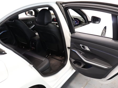 2020 BMW 3-Series - photo 27