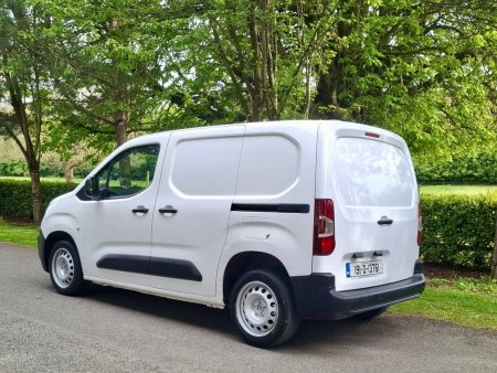 2019 Peugeot Partner - photo 2