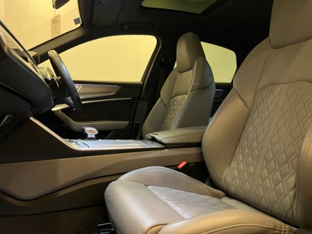 2020 Audi S6 - photo 24