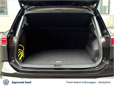 2025 Volkswagen Tiguan - photo 10