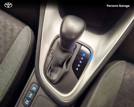 2023 Toyota Yaris - photo 11
