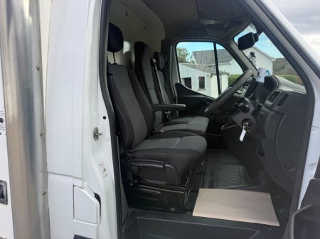 2020 Vauxhall Movano - photo 16