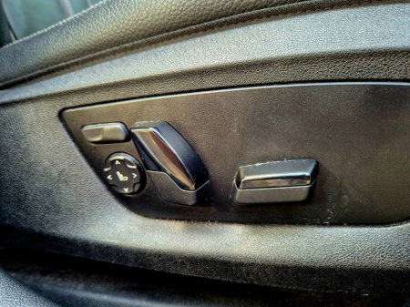 2022 BMW 5-Series - photo 13