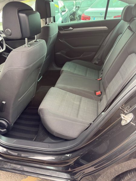 2022 Volkswagen Passat - photo 24