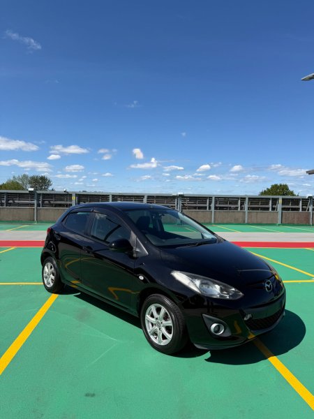 2012 Mazda Demio