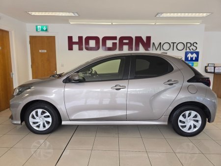 2022 Toyota Yaris - photo 4