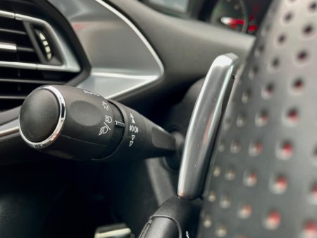 2018 Peugeot 308 - photo 33